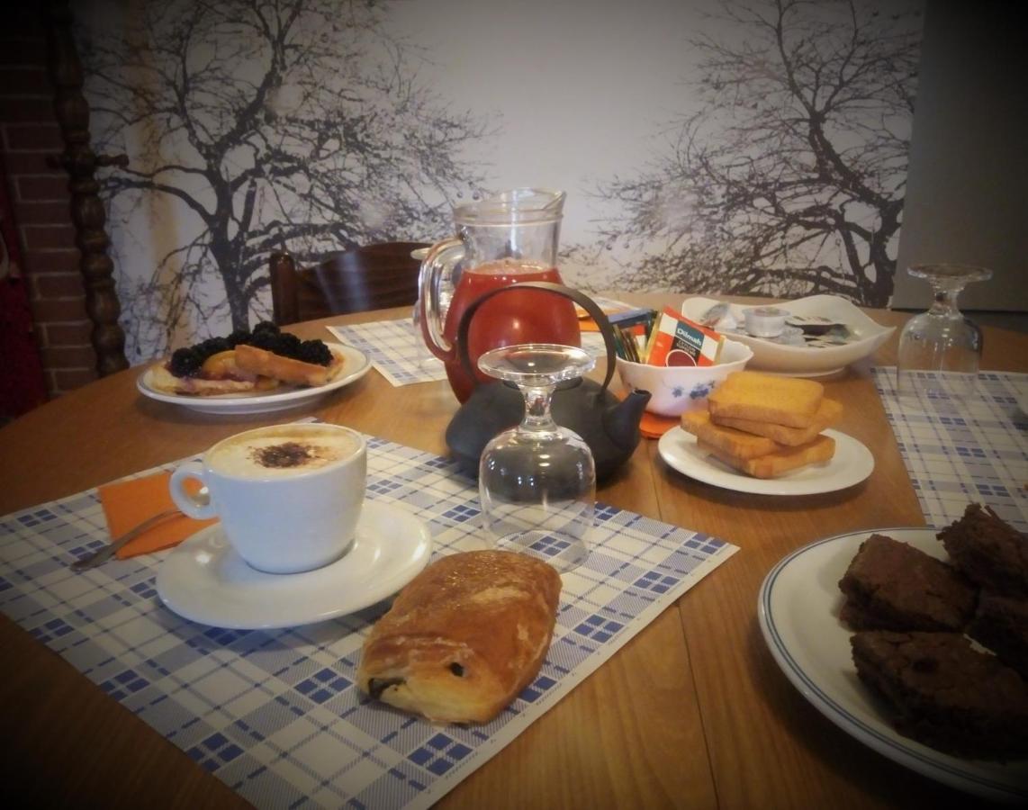 L'Elefantino - Bed And Book Bed & Breakfast Roccasparvera Екстериор снимка